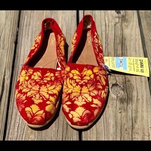 TOMS Classic Canvas Women's